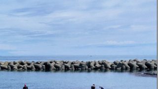 トライアスロンのスイムで溺れた私が、海で泳ぐ恐怖心を克服するまでにやったこと