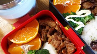 煮豚の汁で旨味をプラス。豚肉炒め弁当