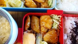 「砂糖・味醂・醤油・酢」同量づつのタレで簡単。笹身の甘酢照り焼き弁当