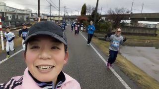 ブランディングの第一歩「切り口・視点を変えて新しいウリを発見」。子供たちとの「古いランニングウェア」と「北陸の曇り空」に関する会話を事例に